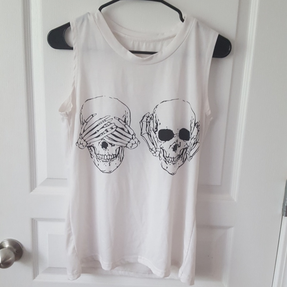 Skull Tank