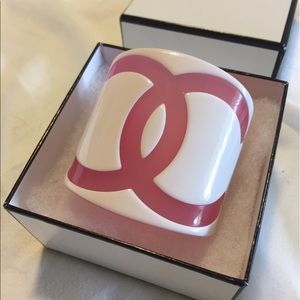 Authentic NEW Chanel pink and white CC resin cuff
