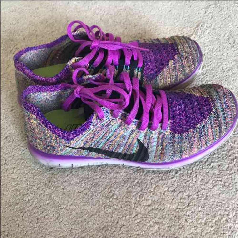 Nike FLYKNIT FREERUNS