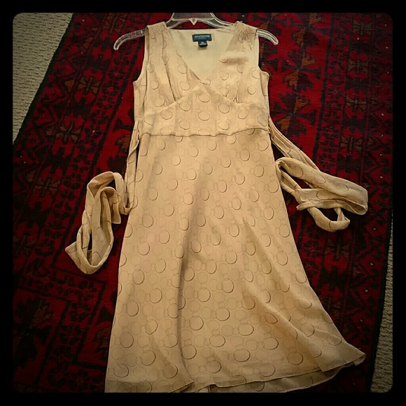 Beautiful blush silk dress 2P - Picture 2 of 4