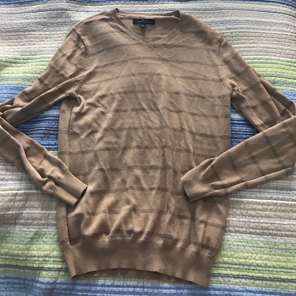Marc Anthony tan sweater