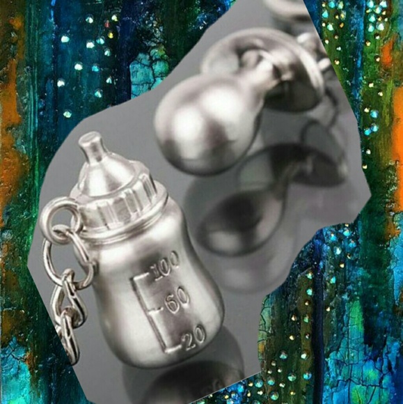 Bottle & Pacifier Key Chain .Bottle & Pacifier - Picture 1 of 5