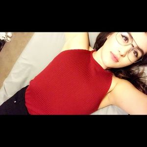 Meet your Posher, Emily