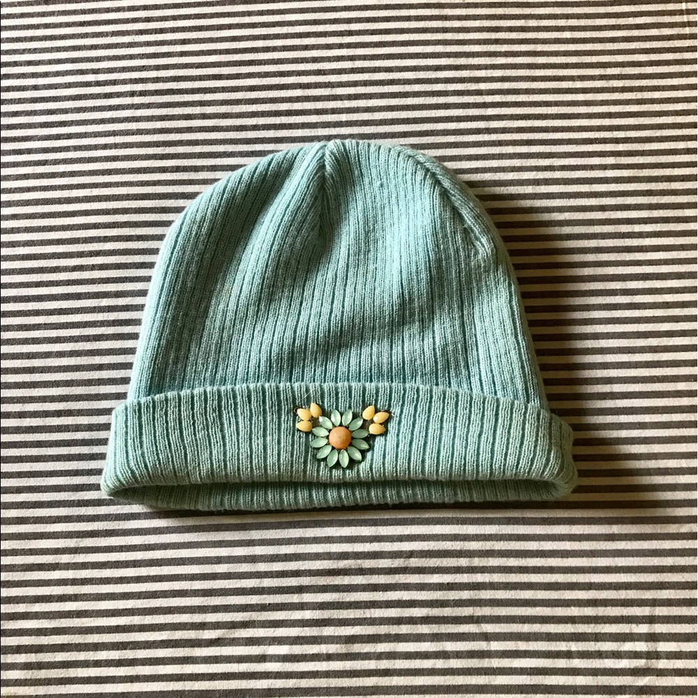 Baby Blue Beanie w/ flower charm