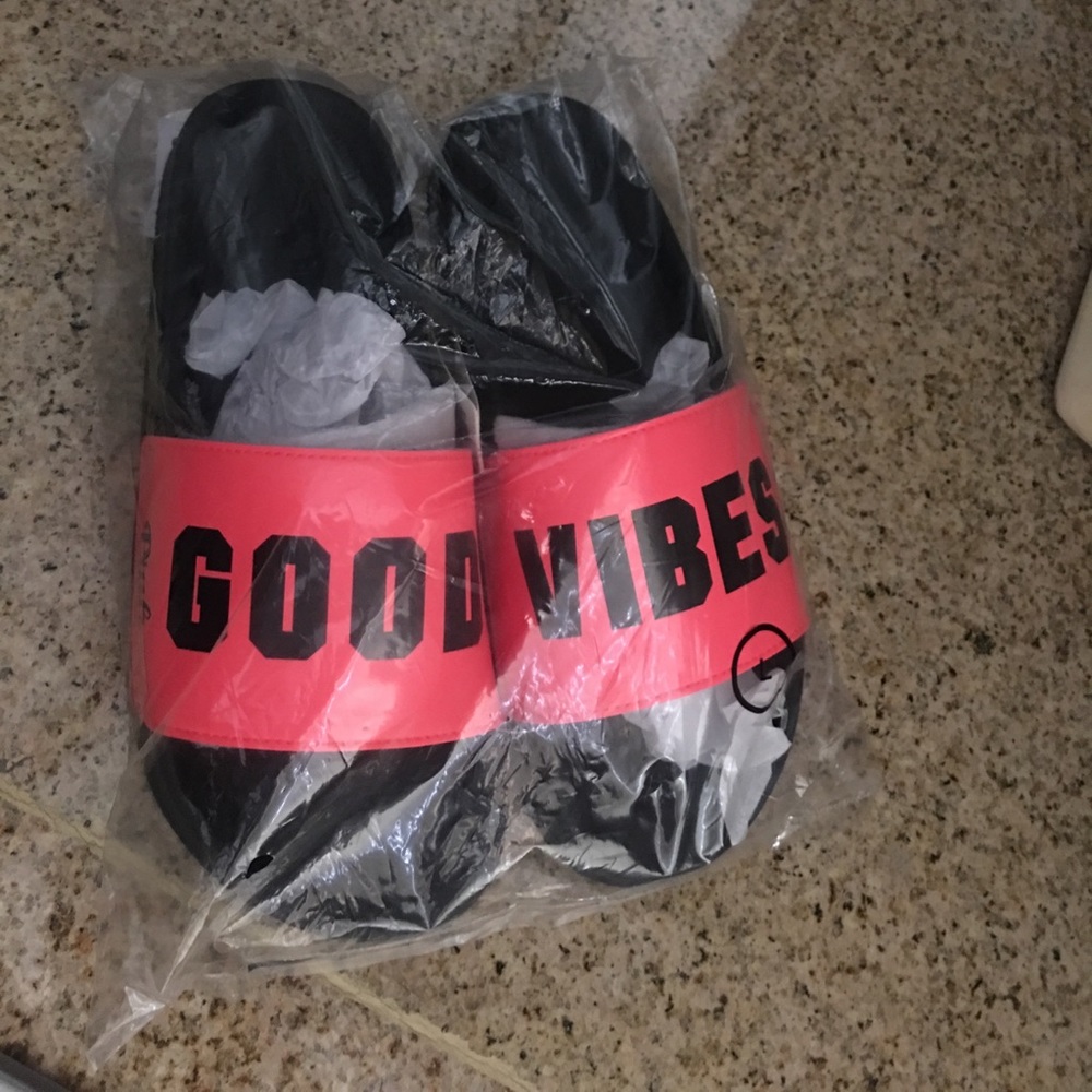 Pink Slippers - Good Vibe Brand New $26.95