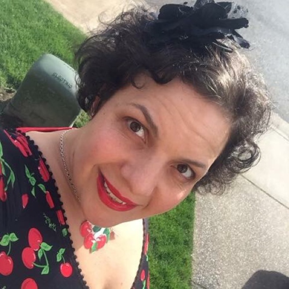 Meet your Posher, Yvette