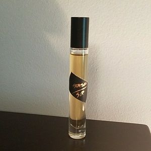 SJP Stash EDP rollerball