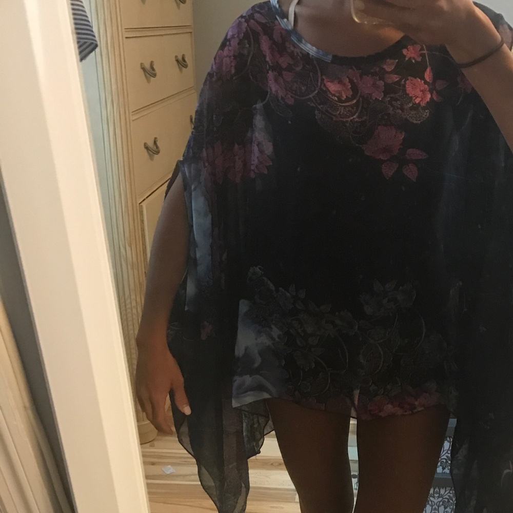 Floral Cover-Up - Picture 3 of 3