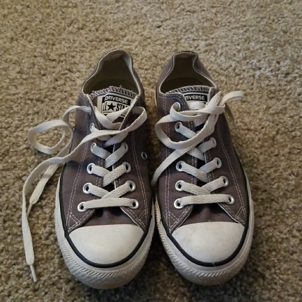 Converse. Excellent condition. Worn twice.