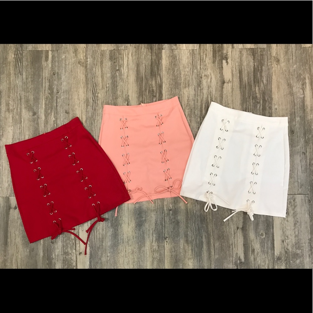 Mini skirt - Picture 2 of 2