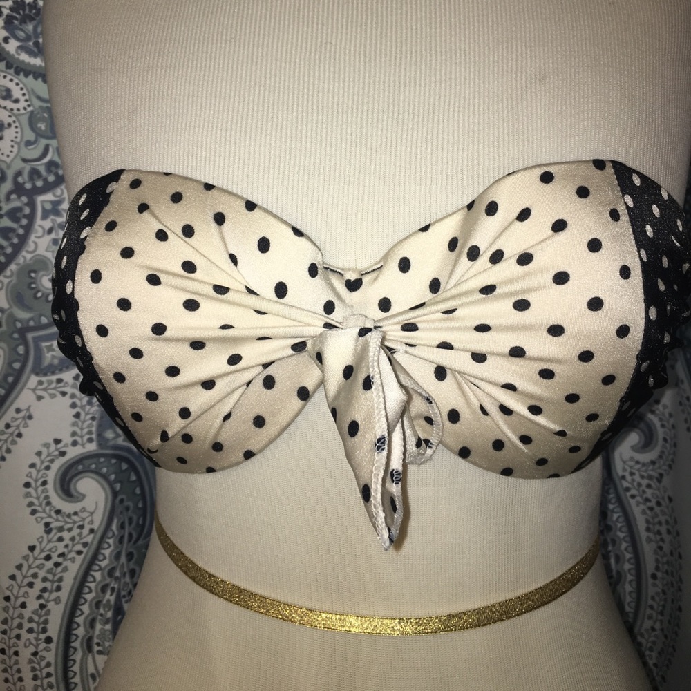 34 c Victoria secret bathing suit top