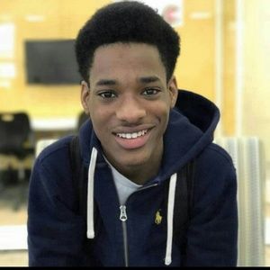 Meet your Posher, Elijah