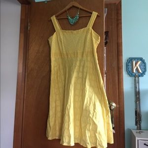 Yellow dress