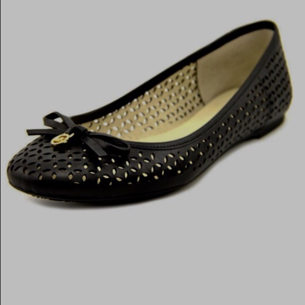 Michael Kors Olivia flat