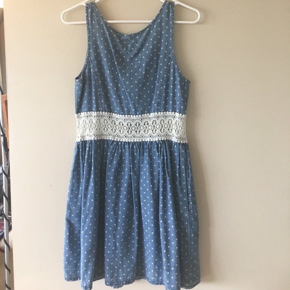 NWT Pins & Needles Chambray Lace Dress size Medium - Picture 4 of 4