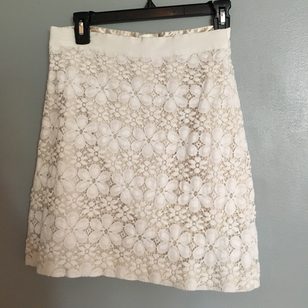 LOFT White Lace Skirt