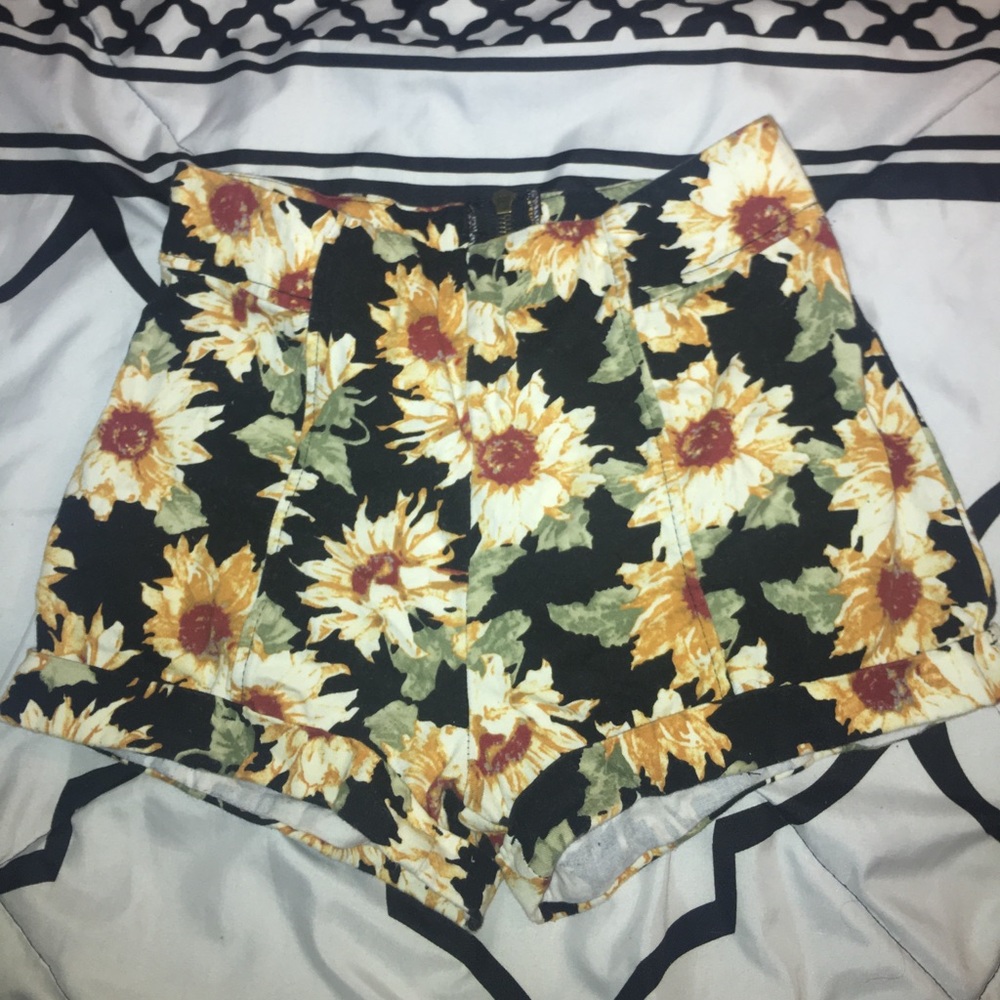 Pacsun High waisted zip up sunflower shorts