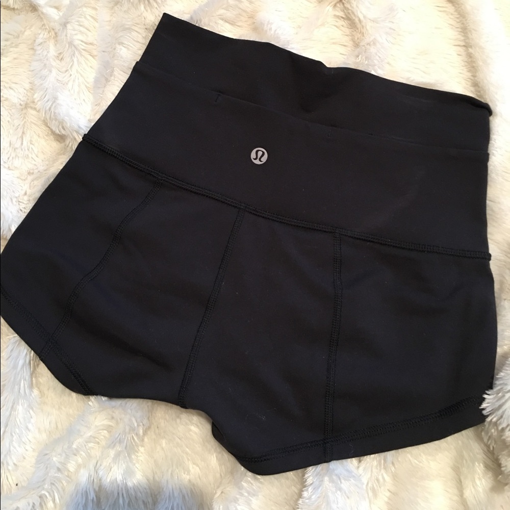 Lululemon spandex shorts
