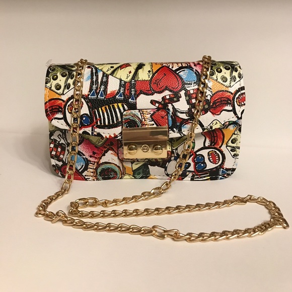 Handbags - 💕SALE Graffiti Shoulder Bag with gold chain💝