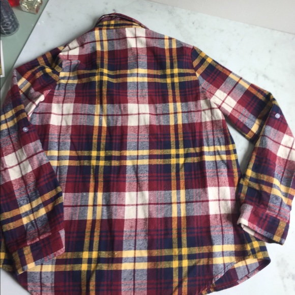 Vintage-y plaid flannel - Picture 12 of 12
