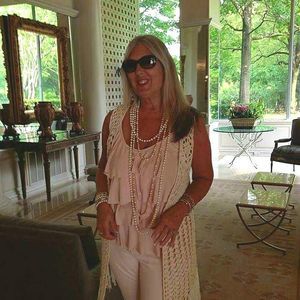 Meet your Posher, Michele