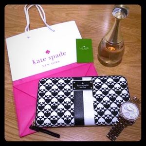 ♠️Kate Spade Wallet ♠️