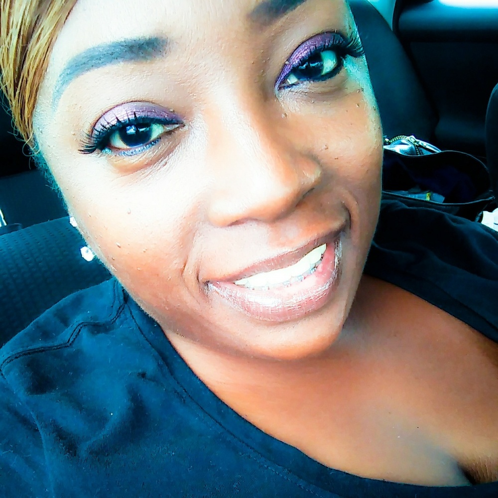 Meet your Posher, Latonia