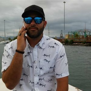 Meet your Posher, Hernan