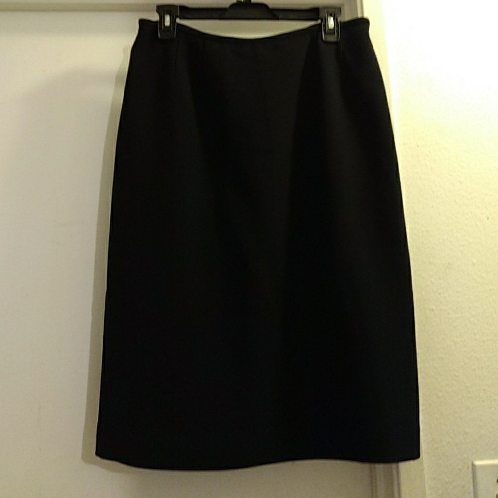 Black skirt