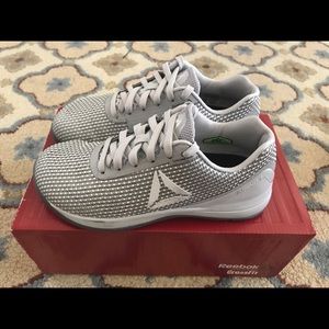 Reebok Nano size 6 white/skull grey/black Crossfit
