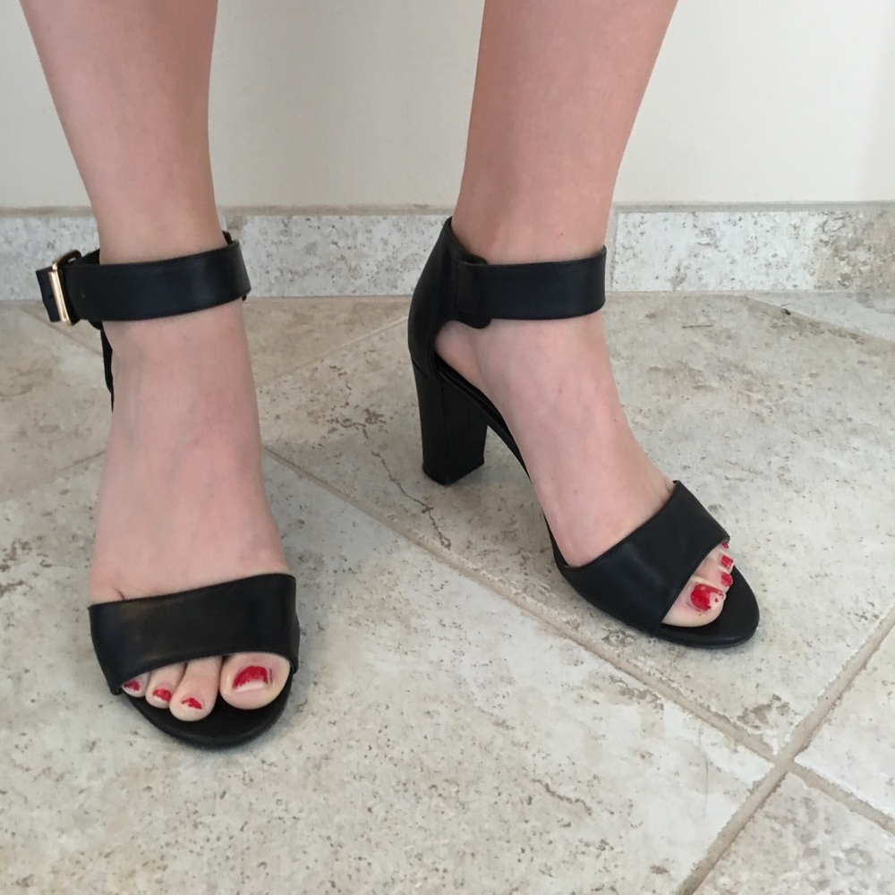 Black heeled sandals