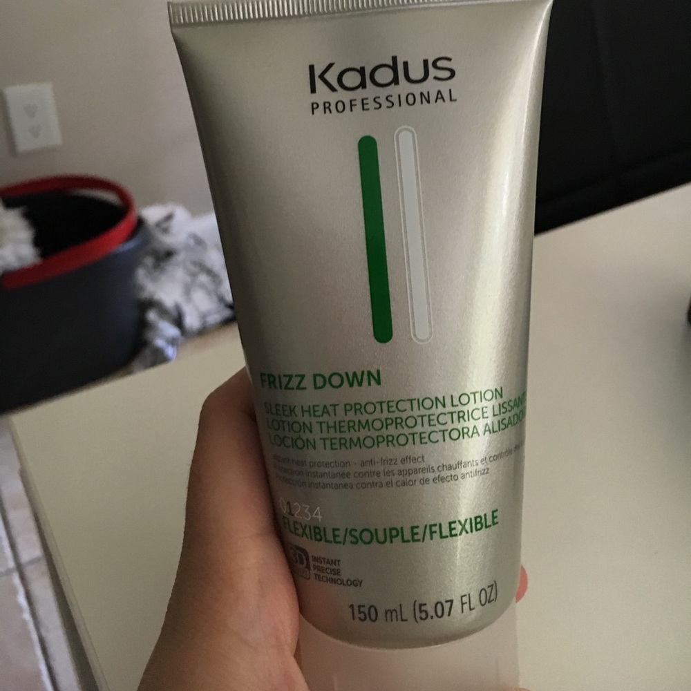Kadus frizz down sleek heat protectant lotion