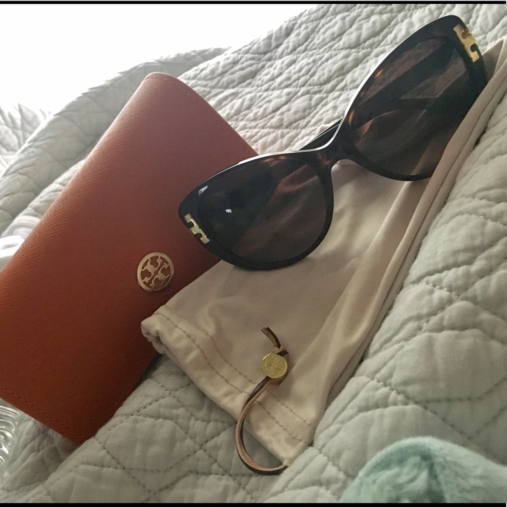 Tory Burch Sunglasses Havana Cat Eye - polarized
