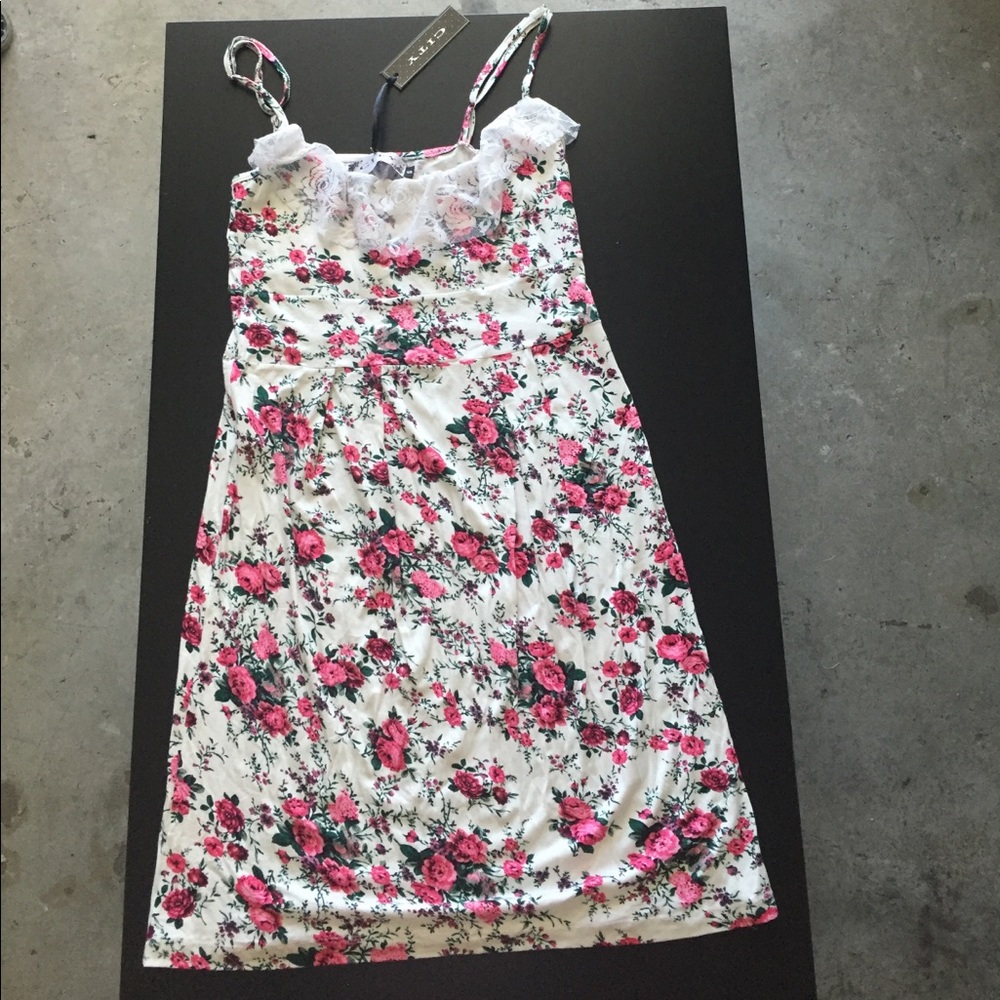 Floral women's dress 👗, size: S ,