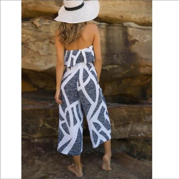 NEW Capri WideLeg Romper Jumpsuit Strapless Ruffle - Picture 3 of 4