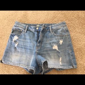 Old Navy distressed high waist short size 6