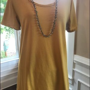 Lula roe Classic Tee