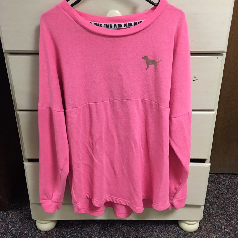 Cute campus pull over💘🌸💗