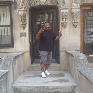 Meet your Posher, Larry