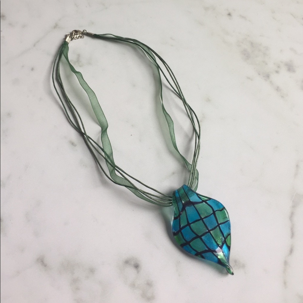 Formed glass necklace
