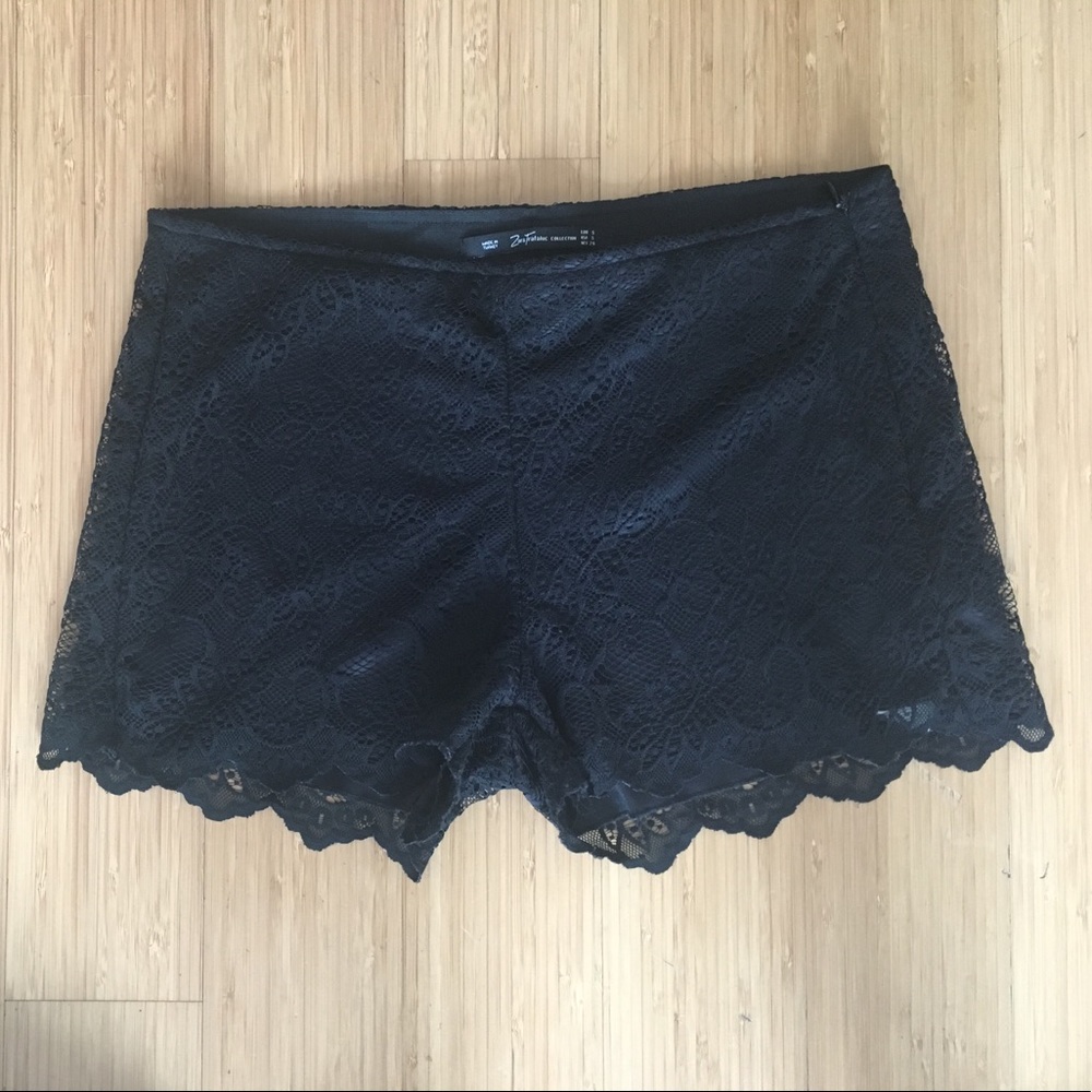 Zara black lace shorts