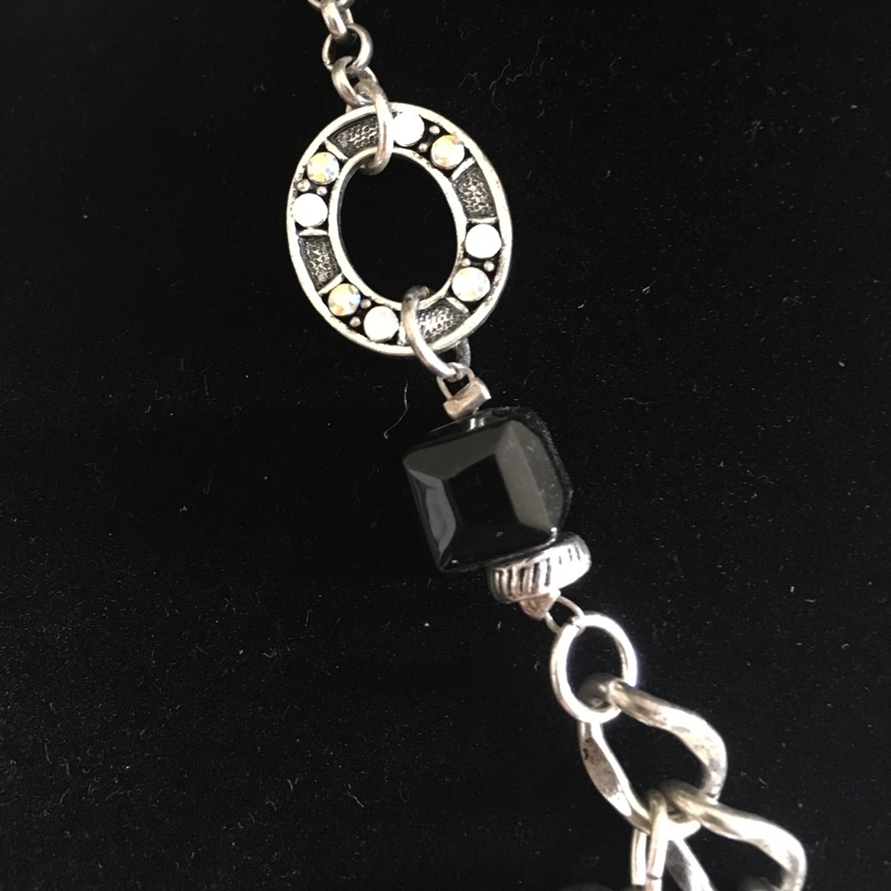 Beautiful necklace - Picture 3 of 5