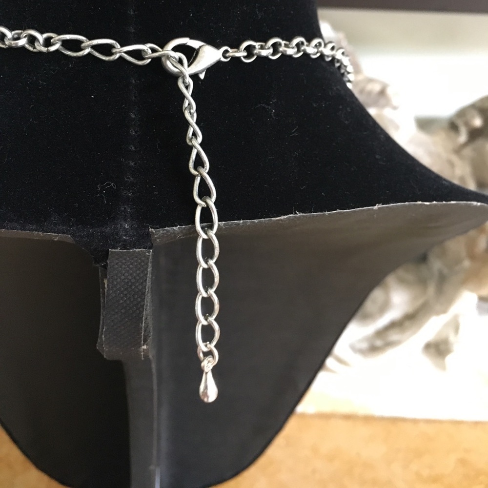 Beautiful necklace - Picture 5 of 5