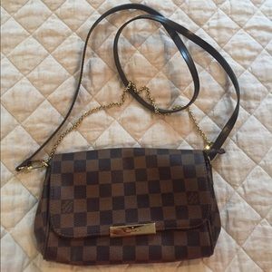 Louis Vuitton Classic MM bag