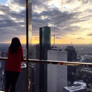 Meet your Posher, Evelyn