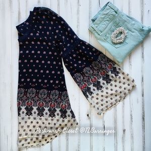 Blu Pepper Bell Sleeve