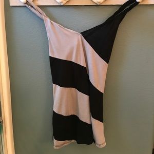 Crisscross back strapped tank