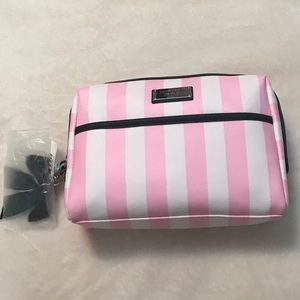 Victoria's Secret Beauty / Makeup Bag