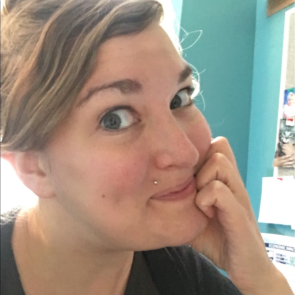 Meet your Posher, Elsa