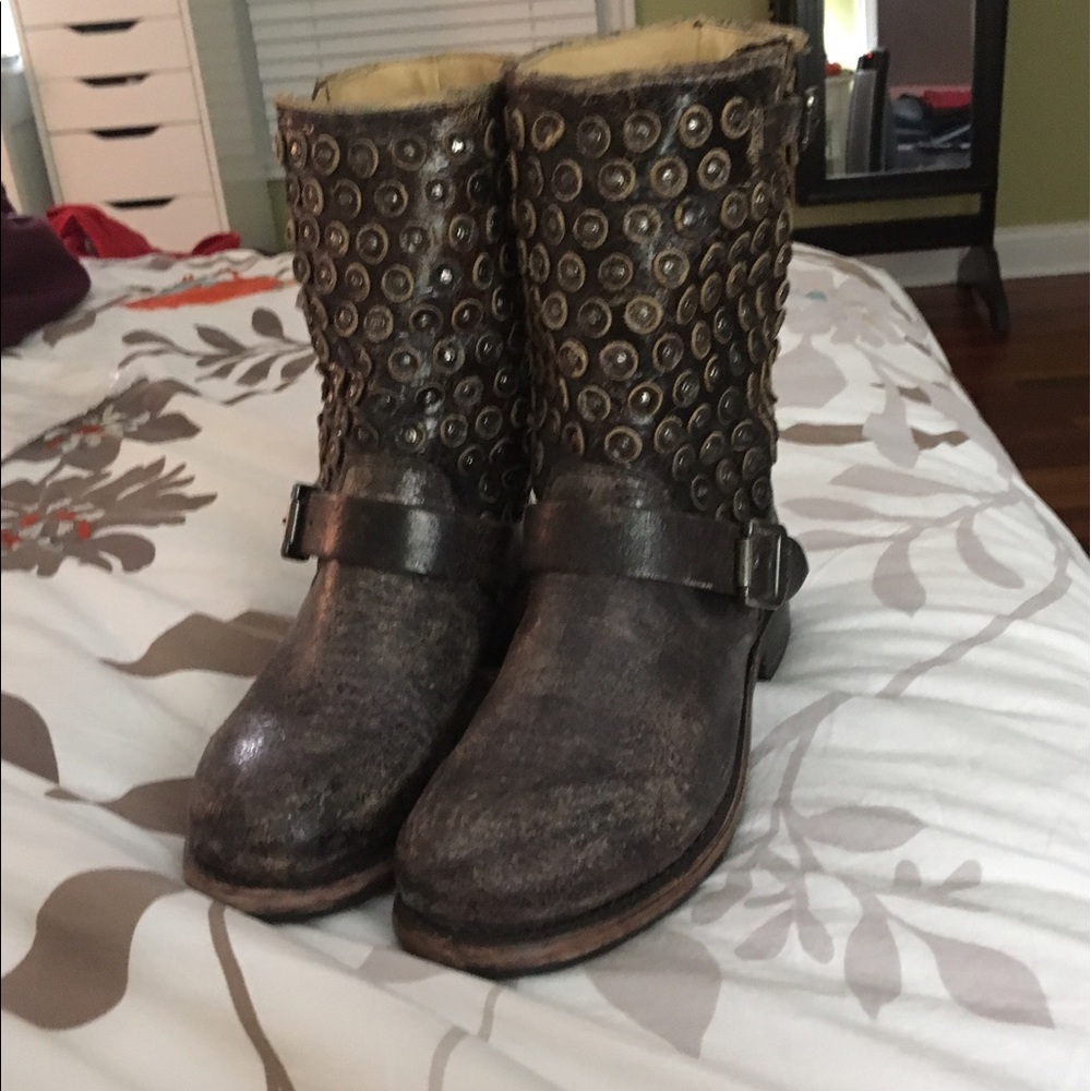 Frye Jenna